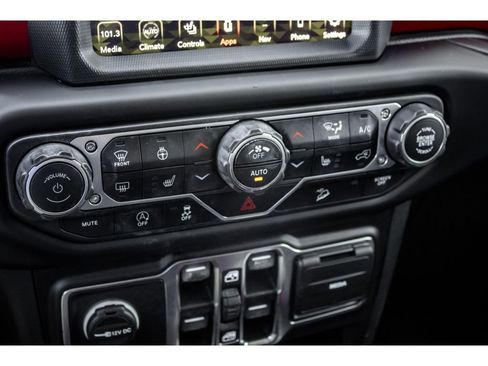 Used 2019 Jeep Wrangler Unlimited Rubicon w/ Dual Top Group image 38