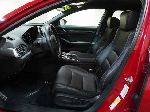 Used 2019 Honda Accord Sport image 10