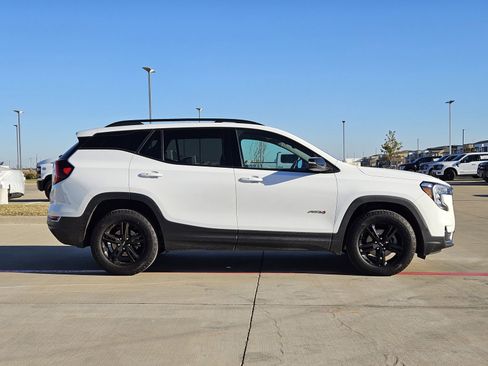 Certified 2023 GMC Terrain AT4 image 8