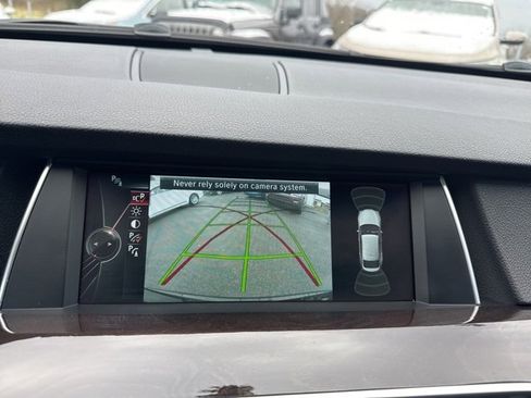 Used 2013 BMW 550i Gran Turismo image 20