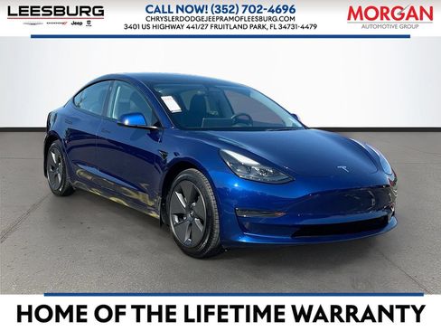 Used 2023 Tesla Model 3 Standard Range RWD image 1