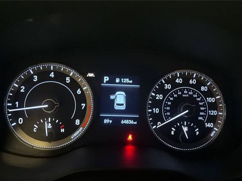 Used 2021 Hyundai Venue SE FWD image 15