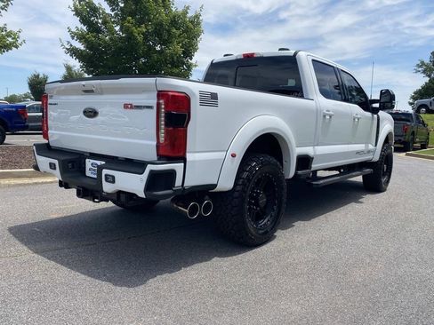 Used 2026 Ford F250 Lariat w/ Black Appearance Package AWD/4WD image 3