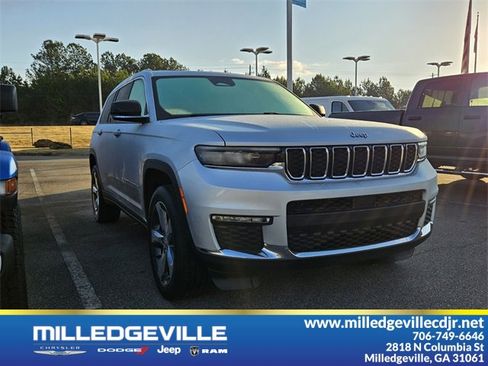 Used 2021 Jeep Grand Cherokee L Limited image 1