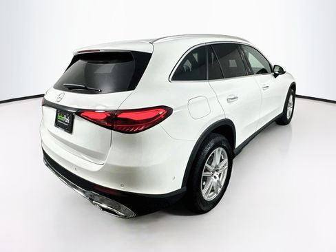 Used 2025 Mercedes-Benz GLC 300 image 9