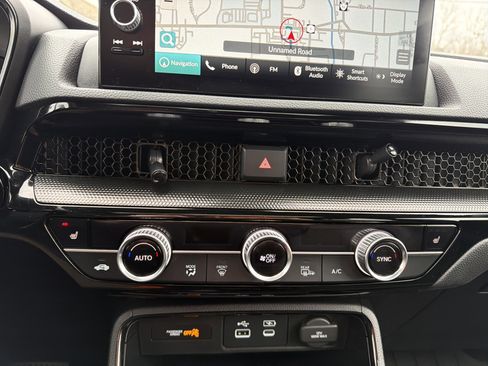 Used 2025 Honda CR-V Sport Touring image 28