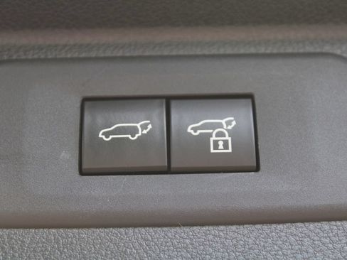 Used 2024 Toyota Grand Highlander AWD Hybrid image 12