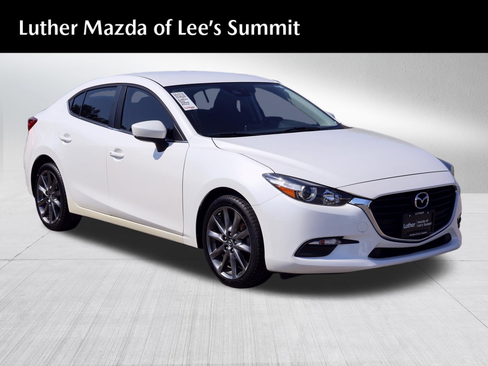 Used 2018 MAZDA MAZDA3 Touring FWD image 1