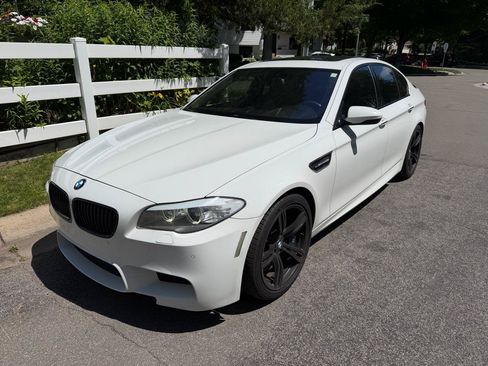 Used 2013 BMW M5 RWD image 13