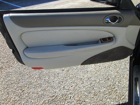 Used 1998 Jaguar XK8 Convertible image 15