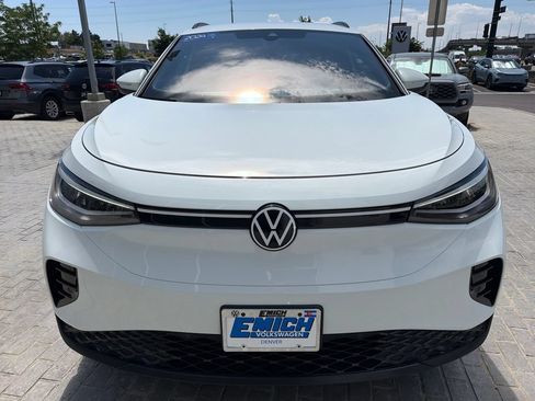 Used 2024 Volkswagen ID.4 Pro AWD/4WD image 10