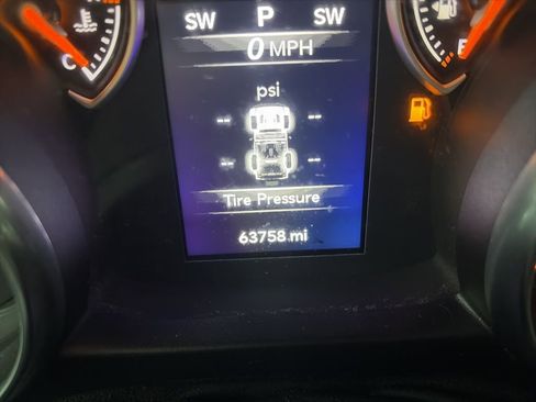 Used 2020 Jeep Wrangler Unlimited Sport image 16