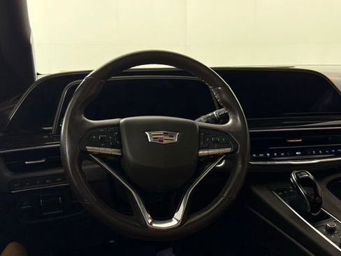 Certified 2023 Cadillac Escalade Sport w/ LPO, ONYX Package image 19