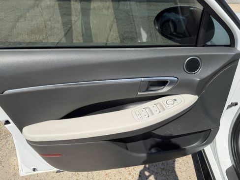 Used 2021 Hyundai Sonata SEL FWD image 12