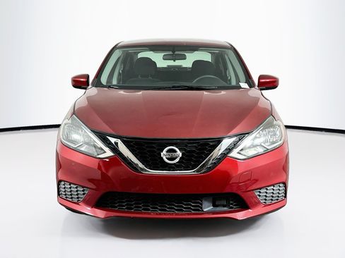 Used 2019 Nissan Sentra SV FWD image 2