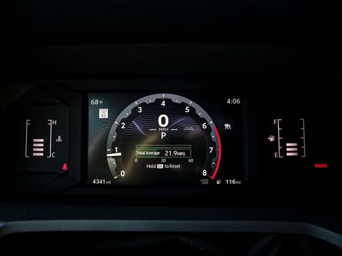 Used 2025 Toyota Tacoma SR5 image 21