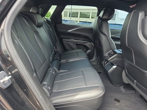 Used 2024 Cadillac Lyriq Sport w/ LPO, Floor Liner Package AWD/4WD image 15