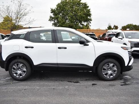 New 2026 Nissan Kicks S image 5