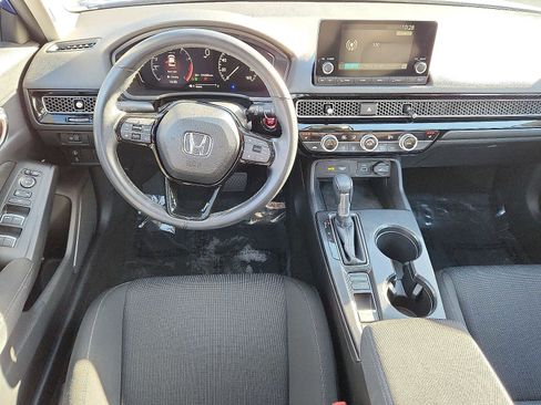 Certified 2022 Honda Civic EX image 11