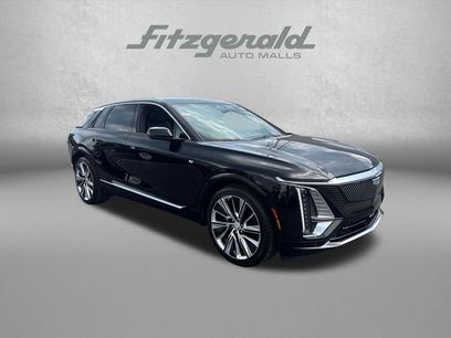 Certified 2025 Cadillac Lyriq Luxury w/ LPO, Floor Liner Package