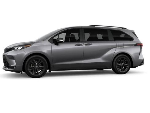 New 2026 Toyota Sienna XSE image 3