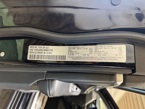 Used 2022 Jeep Grand Cherokee L Limited w/ Luxury Tech Group II image 31