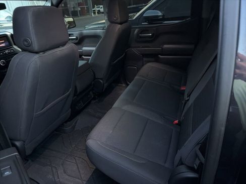 Used 2023 Chevrolet Silverado 1500 Custom image 8