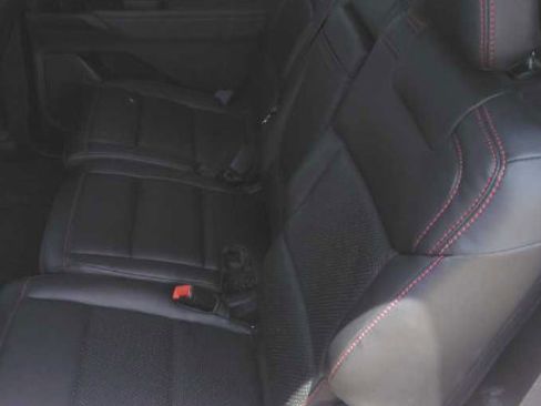 Used 2025 Ford Explorer Active RWD image 7