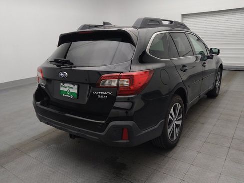 Used 2019 Subaru Outback 3.6R Limited AWD/4WD image 9