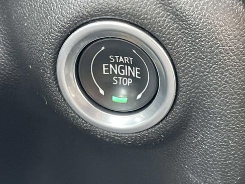 Used 2024 Chevrolet Silverado 2500 Custom w/ Custom Value Package image 26