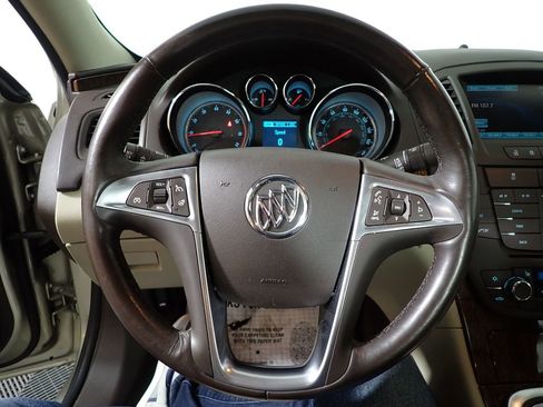 Used 2013 Buick Regal Premium FWD image 26