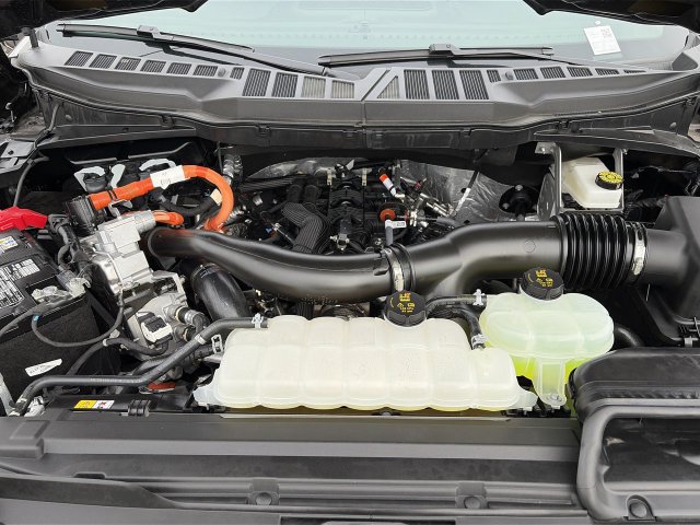 Used 2026 Ford F150 Lariat AWD/4WD image 37
