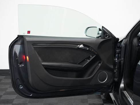 Used 2013 Audi RS 5 Coupe image 24