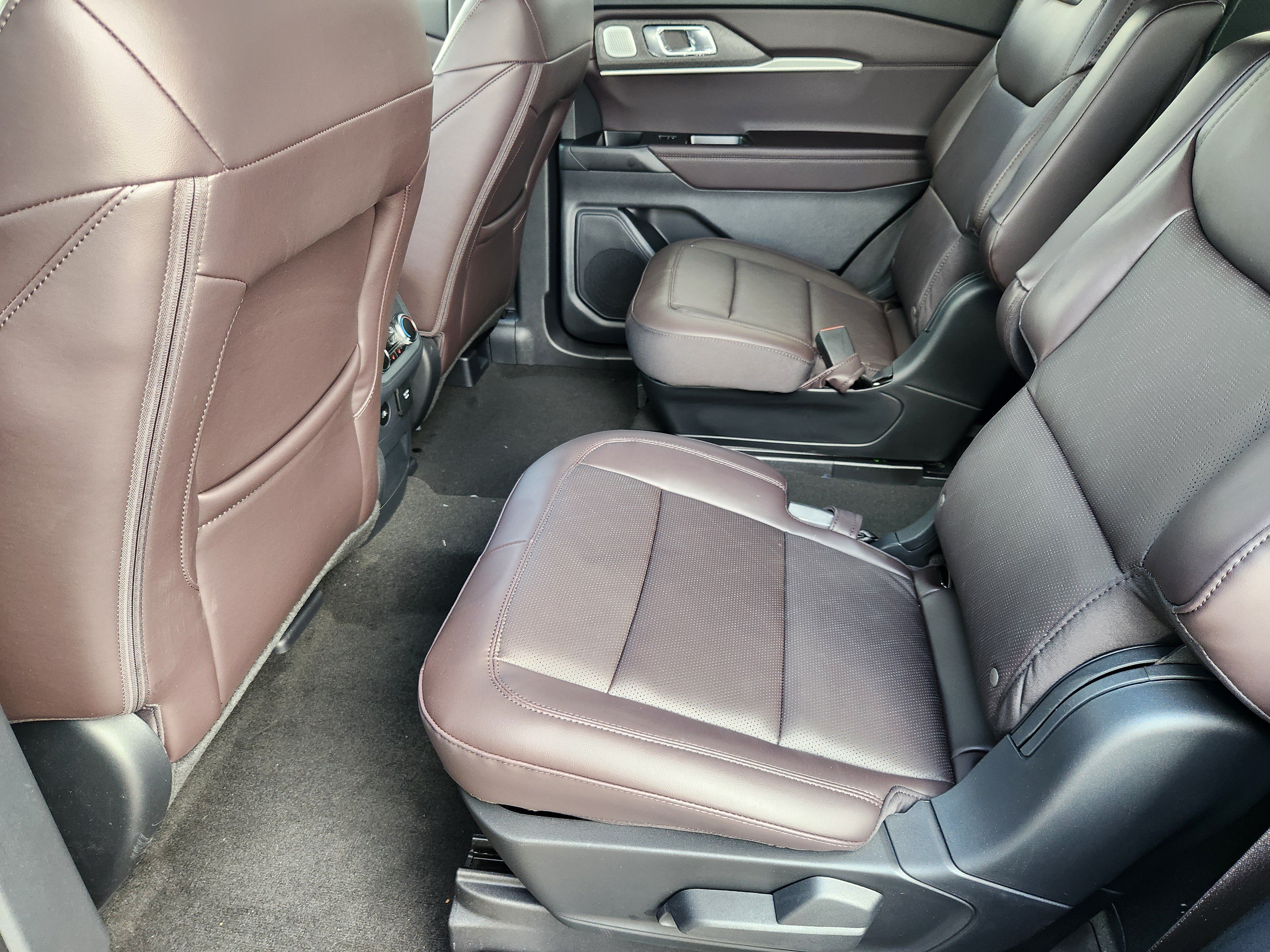New 2026 Ford Explorer Platinum RWD image 20