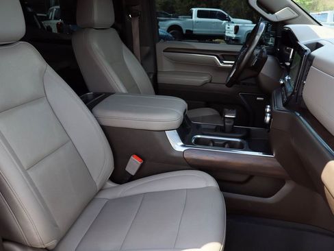 Certified 2023 GMC Sierra 1500 SLT w/ SLT Premium Package AWD/4WD image 28