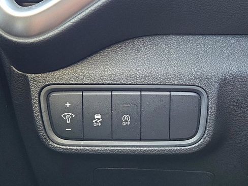 Used 2025 Kia Soul LX w/ LX Technology Package image 20