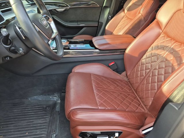 Used 2021 Audi S8 L w/ S8 Executive Package AWD/4WD image 12