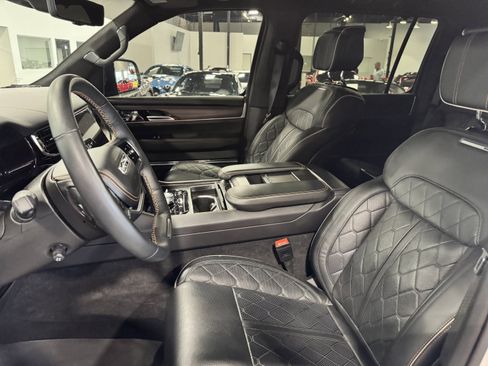 Used 2025 Jeep Grand Wagoneer L Series III w/ Quick Order Packagew 28T image 9