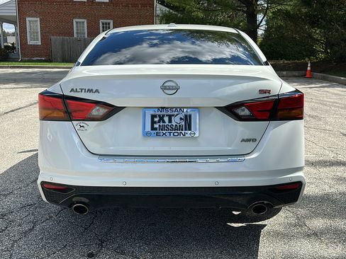 Certified 2023 Nissan Altima 2.5 SR w/ SR Premium Package image 5