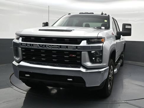 Used 2023 Chevrolet Silverado 2500 LT AWD/4WD image 9