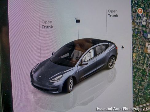 Used 2022 Tesla Model 3 Long Range image 17