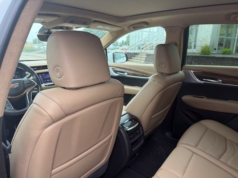 Used 2024 Cadillac XT5 Sportv w/ Platinum Package AWD/4WD image 14