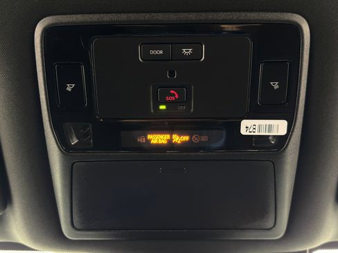 Used 2024 Lexus TX 500h AWD w/ Technology Package image 33