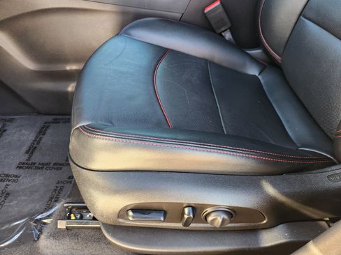 Used 2024 Chevrolet Equinox RS w/ RS Leather Package image 34