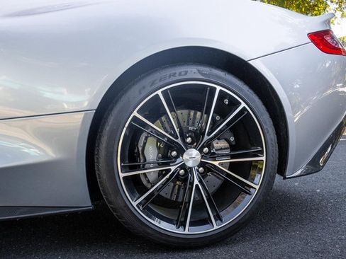 Used 2014 Aston Martin Vanquish Coupe RWD image 43
