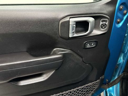 Used 2020 Jeep Wrangler Unlimited Sport S image 15