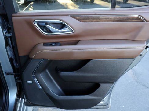 Used 2021 Chevrolet Tahoe High Country RWD image 24