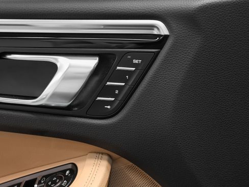 Used 2020 Porsche Macan image 24