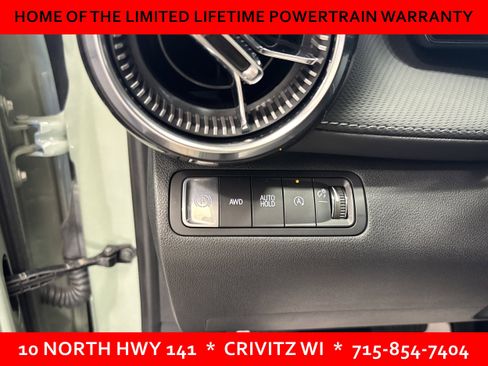 Used 2026 Chevrolet Equinox LT AWD/4WD image 11