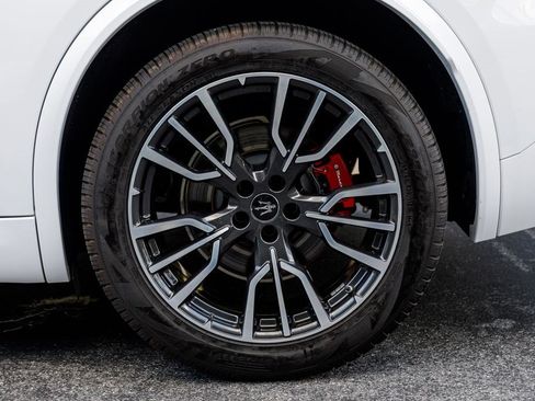 Certified 2023 Maserati Grecale Modena AWD/4WD image 41